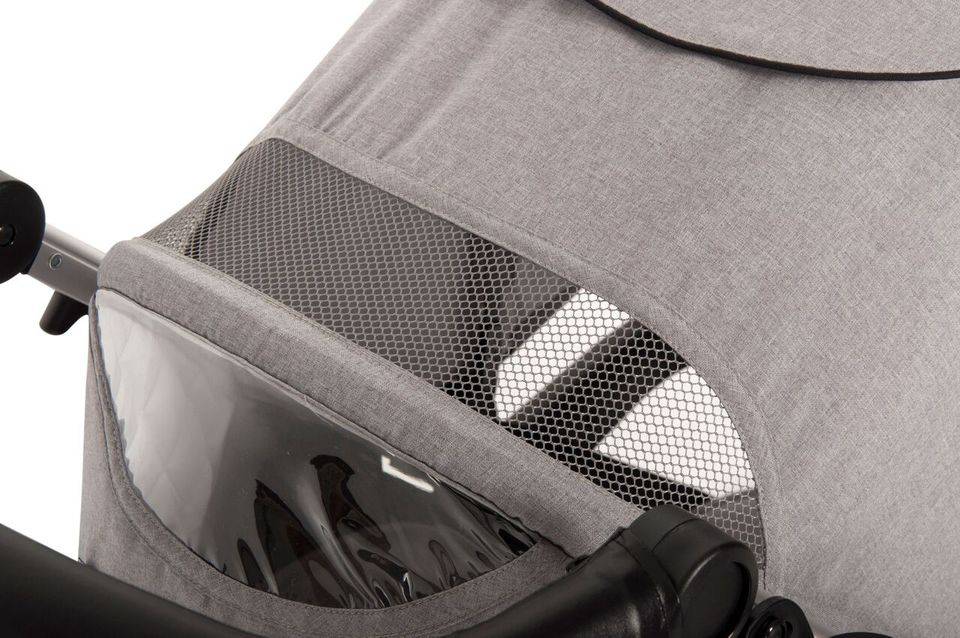 Modern Multifunctional 3 in 1 with Infant Car Seat, Carrycot and Pushchair - Blu Retail Group