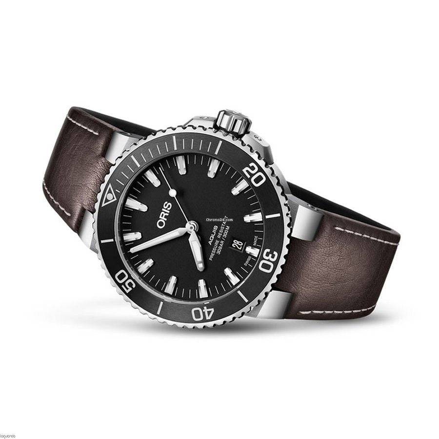 oris-aquis-automatic-300m-mens-watch-Blu Retail Group.jpg
