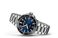 oris-aquis-automatic-300m-mens-watch-Blu Retail Group.jpg