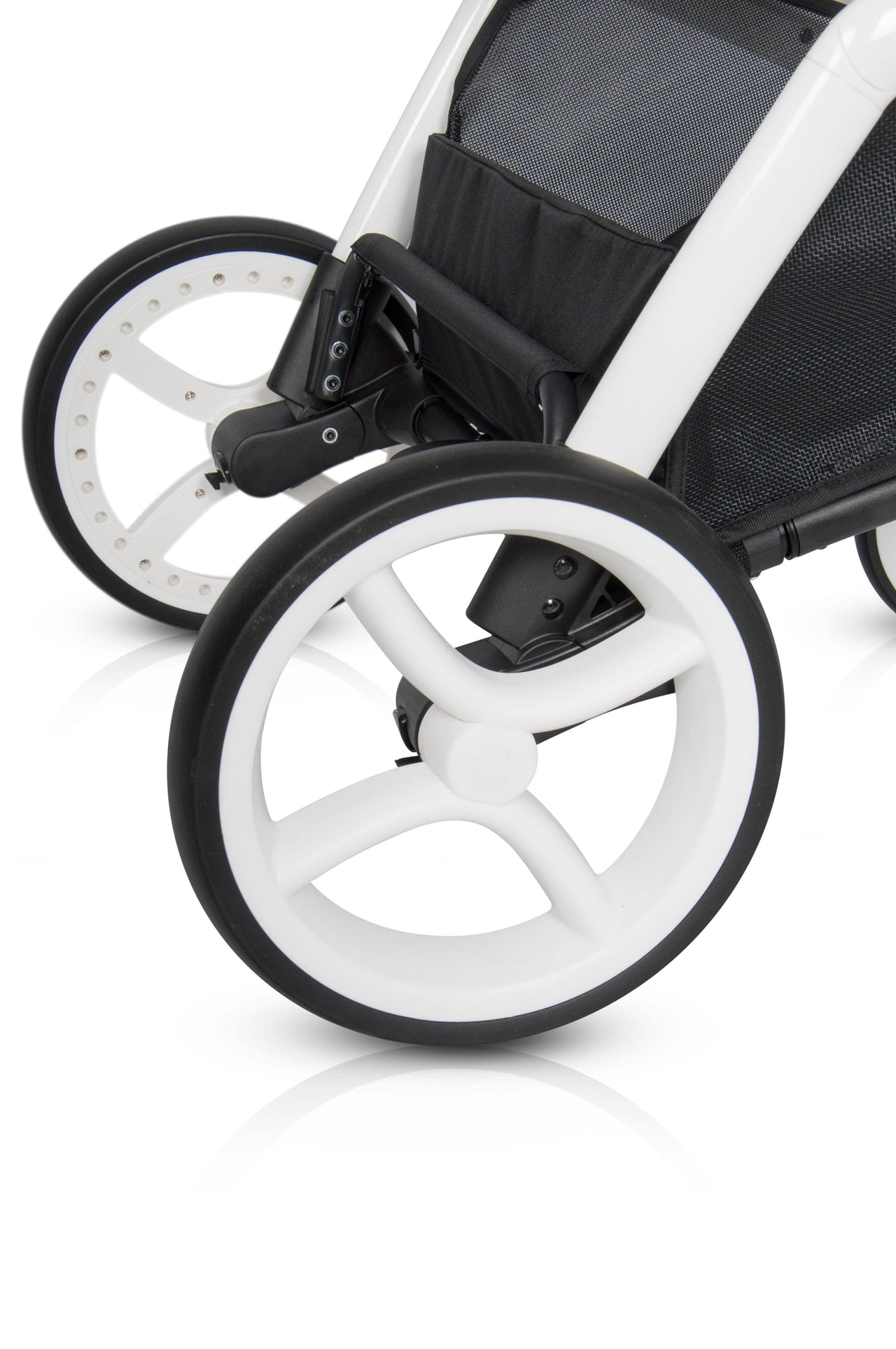 Multipurpose 3 In 1 Baby Pram with Infant Car Seat, Carrycot and Pushchair - Blu Retail Group