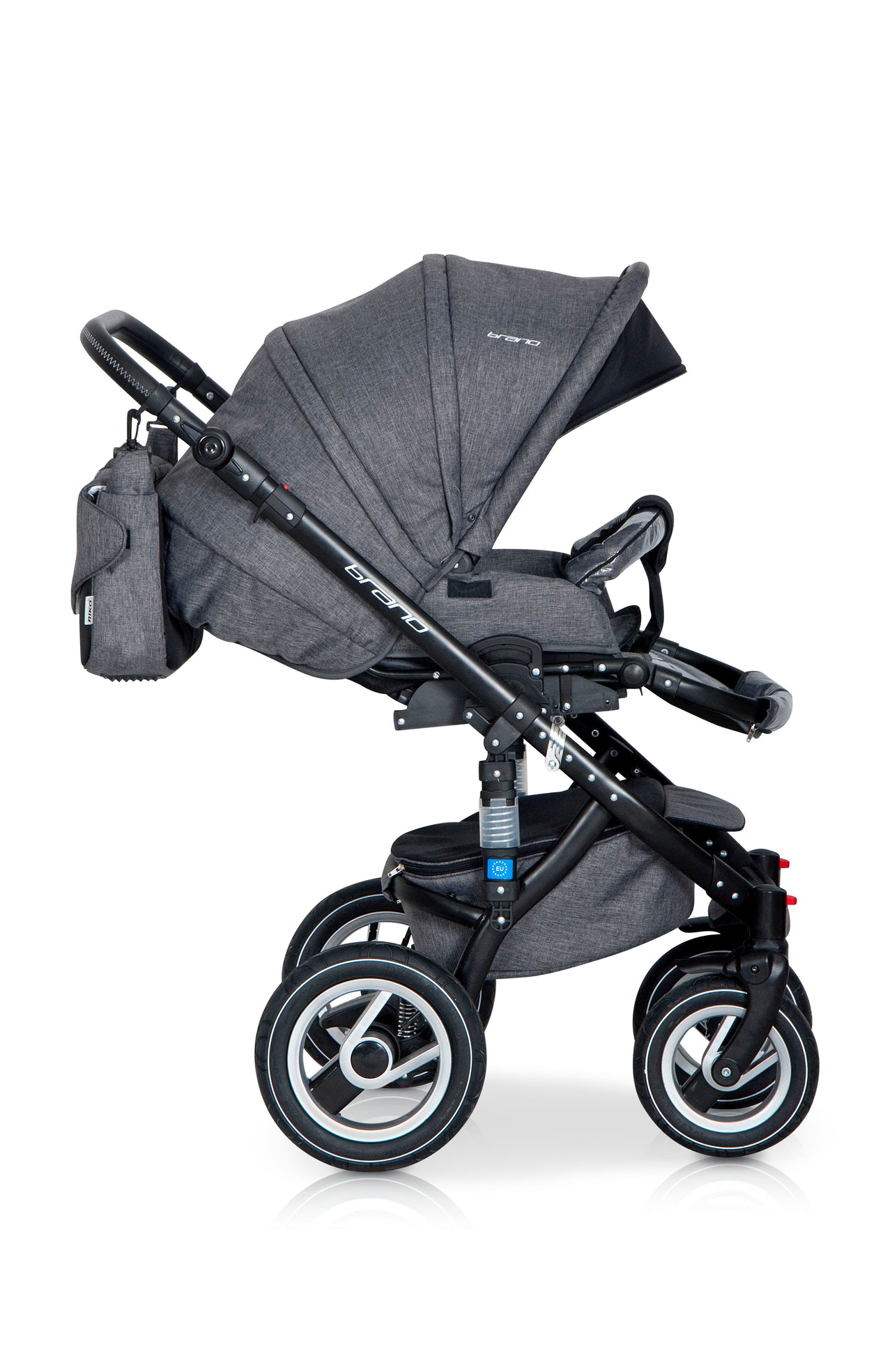 3 In 1 Baby Pram with Infant Car Seat, Carrycot and Pushchair - Blu Retail Group