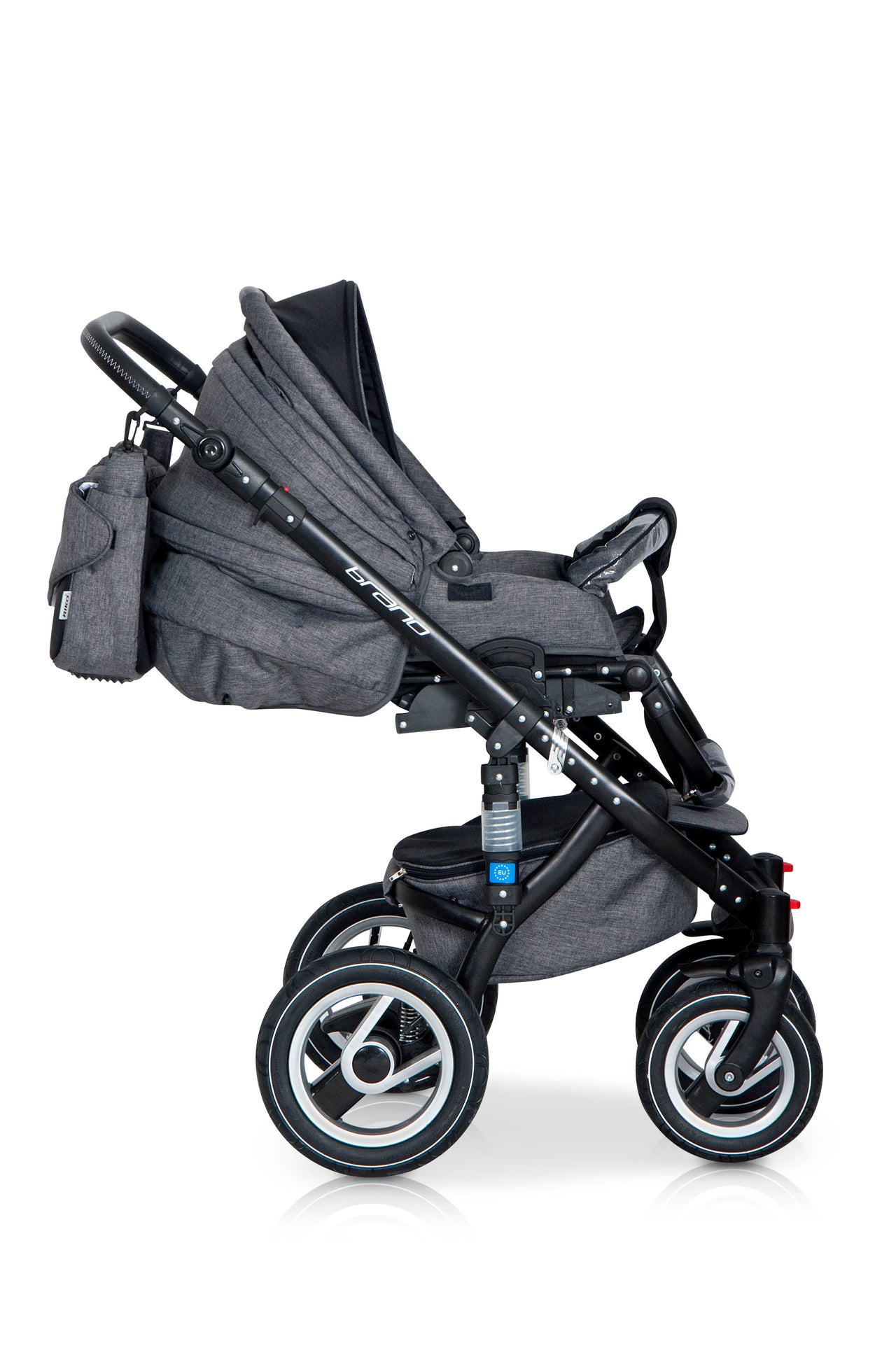 3 In 1 Baby Pram with Infant Car Seat, Carrycot and Pushchair - Blu Retail Group