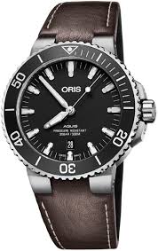 oris-aquis-automatic-300m-mens-watch-Blu Retail Group.jpg